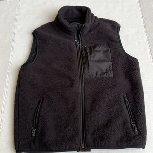 GAP Kids Black Cozy Vest EUC
